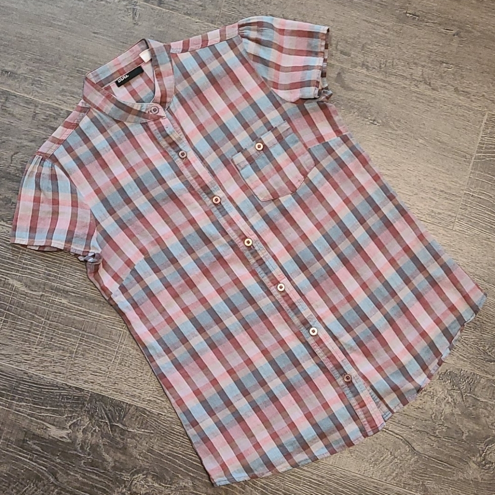 BDG Urban Outfitters Plaid Woven Button Down M